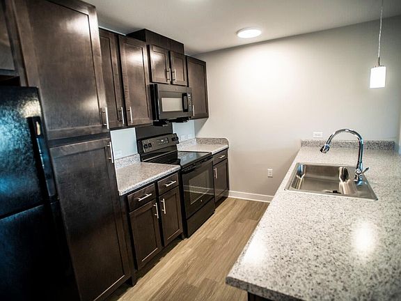 2nd image of 3508 E Memorial Dr #3404-204