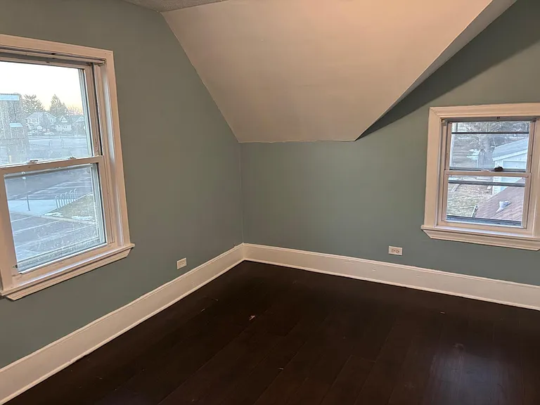 558 Franklin Blvd #2 — Photo 11