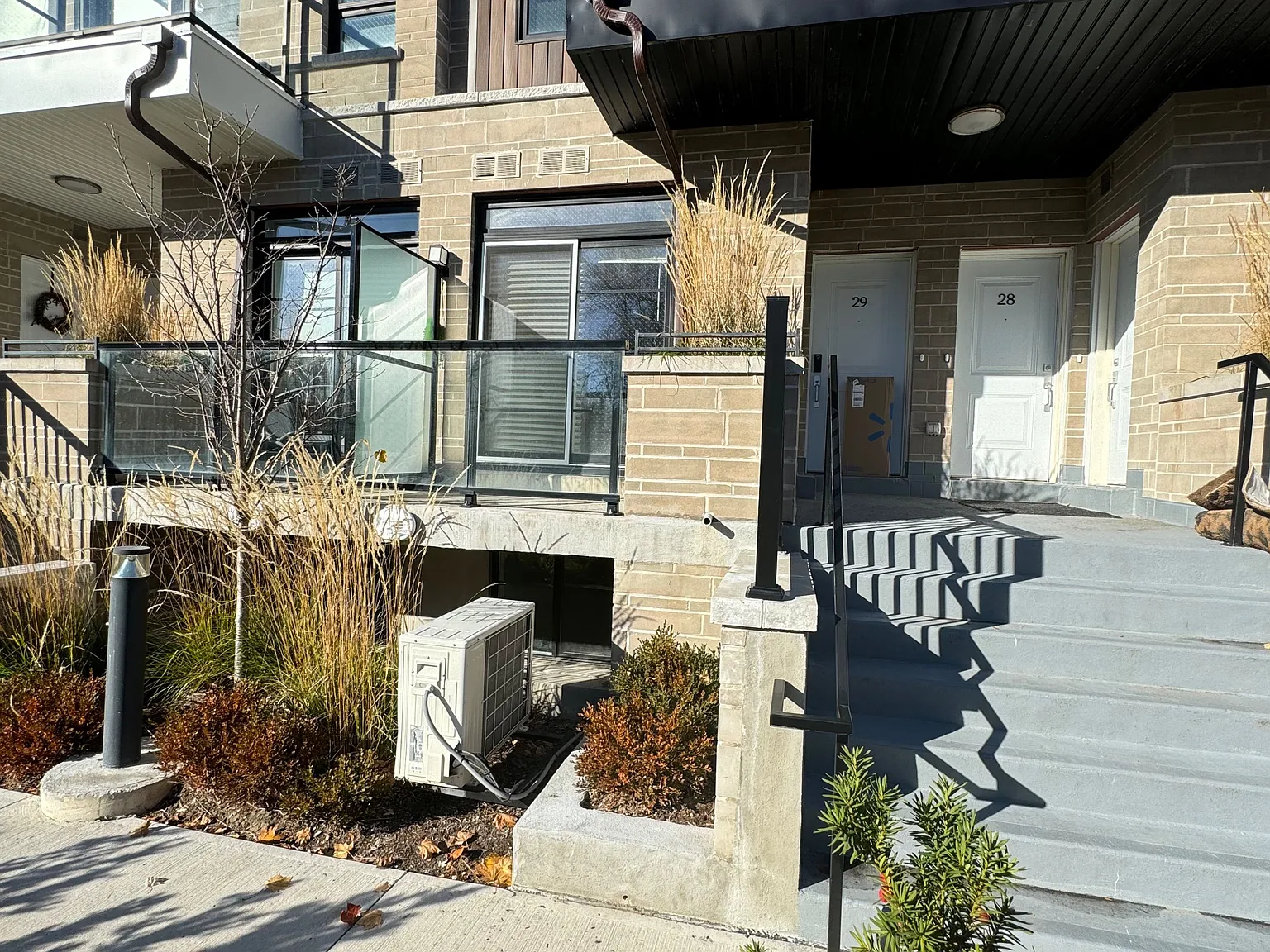 3 bed, $2,850 — Photo 2