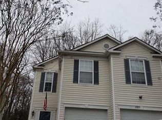 2923 Meadow Knoll Dr, Charlotte, NC 28269