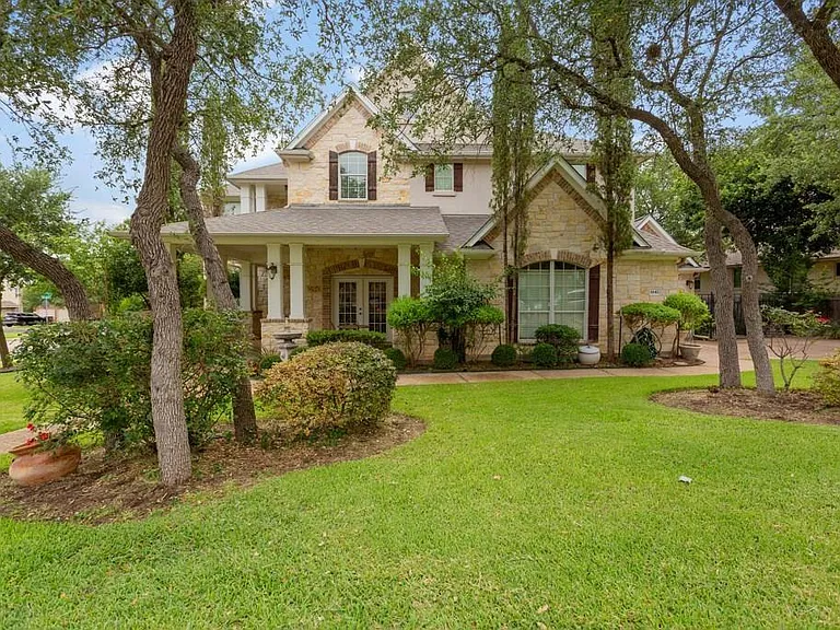 1442 River Forest Dr — Photo 1