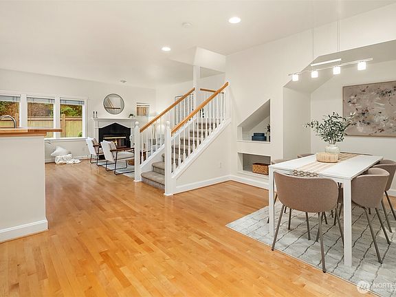 5th image of 10007 NE 37th Court