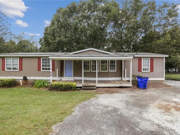 8119 Moore St NW, Covington, GA 30014