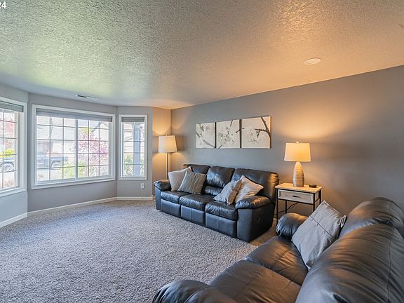 3rd image of 4311 NE 160th Ave