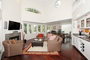 3rd image of 732 Alta Ave