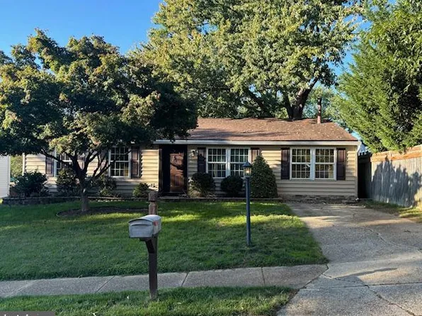 821 Macsherry Dr, Arnold, MD 21012