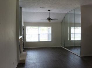 4105 Brompton Ln, Bryan, TX 77802