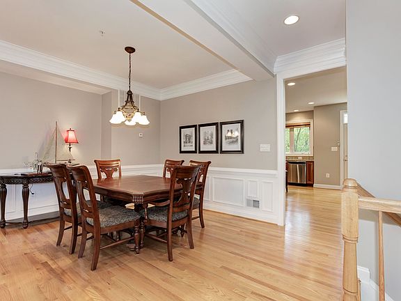 4th image of 3030 Fallswood Glen Ct