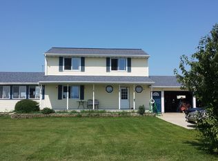 W7574 Cemetery Rd, Van Dyne, WI 54979