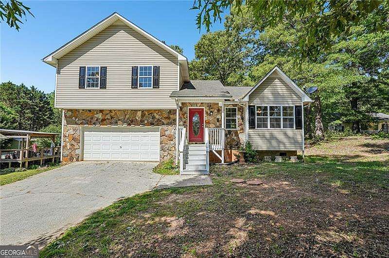 1st image of 759 Buck Blvd SE