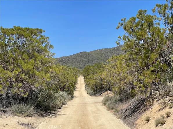 34 Springs Trl, Anza, CA 92539