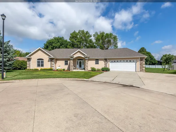 350 Pike Ct, Whiting, IA 51063