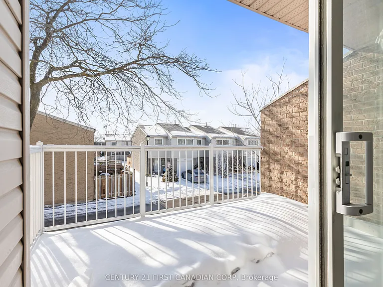 500 Osgoode Dr #20 — Photo 16