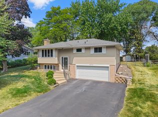 8372 50th Ave N, New Hope, MN 55428