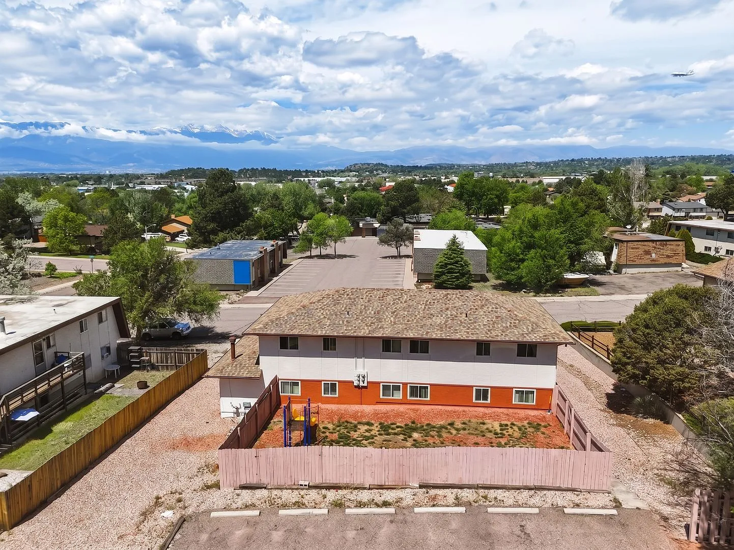 1447 Nokomis Dr. #2 | 1 Month Free - Spacious 2x1 Apartment Near Powers Corridor! — Photo 4