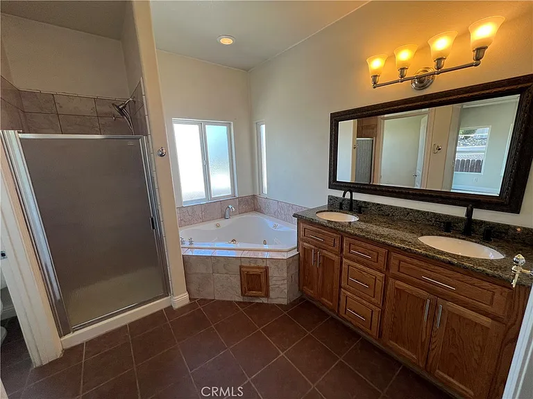 16611 McPherson Ave — Photo 17