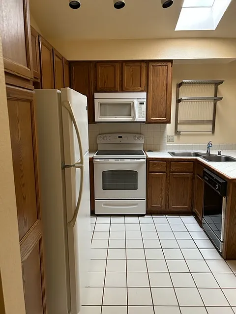 2370 Wide Horizon Dr — Photo 4