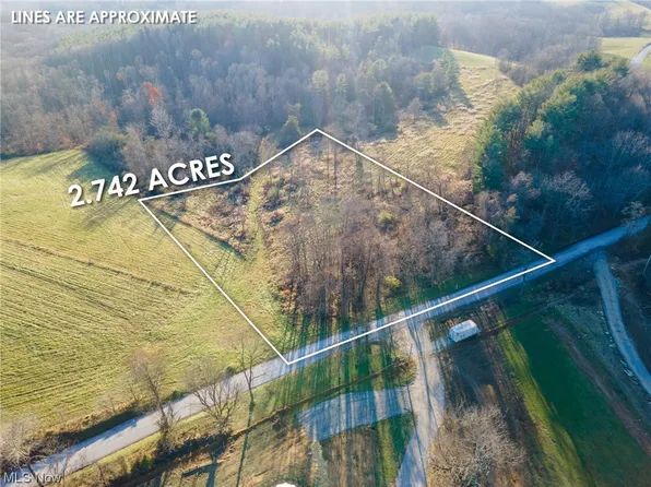 Maxville Rd, Logan, OH 43138