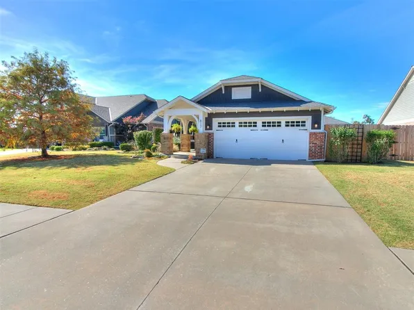 817 Gathering Leaves Way, Edmond, OK 73034