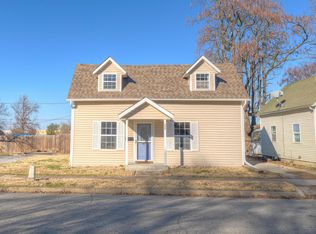 809 W Austin St, Webb City, MO 64870