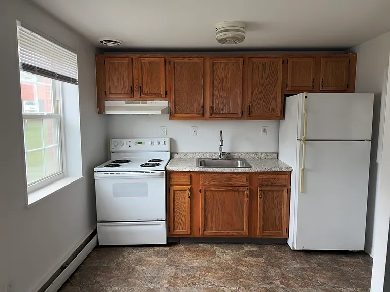 644 Stinchcomb Dr — Photo 9