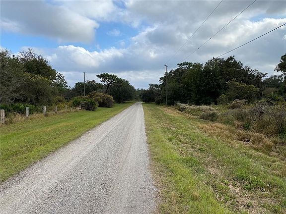 2nd image of 25 Sundance Dr