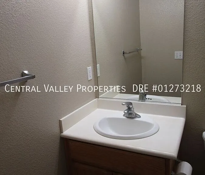2465 Ozark Dr — Photo 10