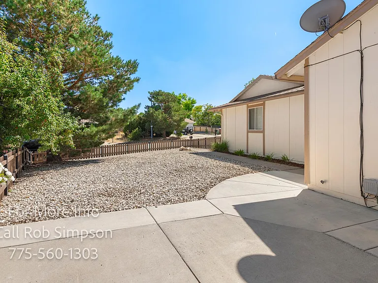 6625 Peppermint Dr — Photo 10