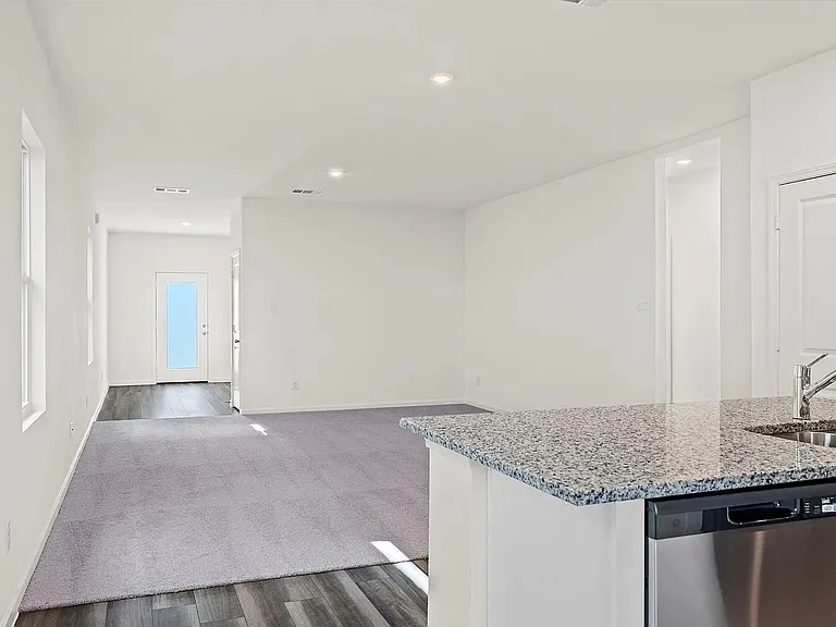 125 Three Chimneys Ln — Photo 13