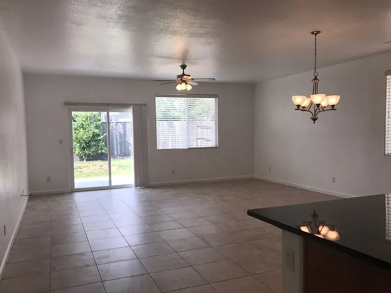 12345 Canyonlands Dr — Photo 5