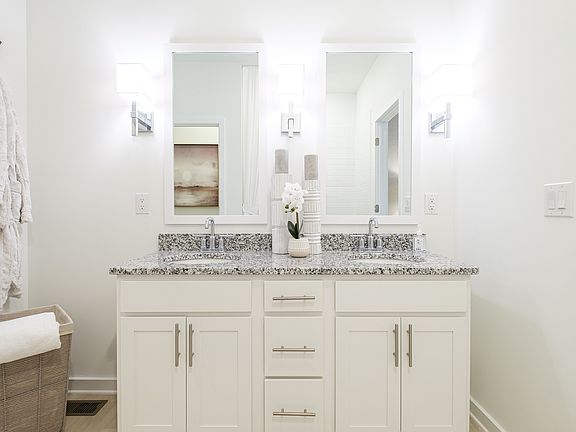 Relaxing owner s bath