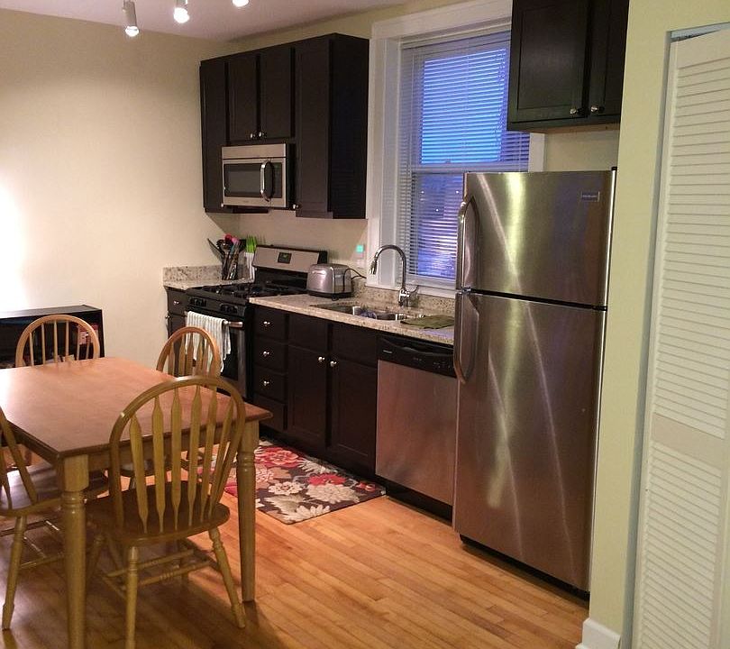1st image of 4737 N Leavitt St #3N