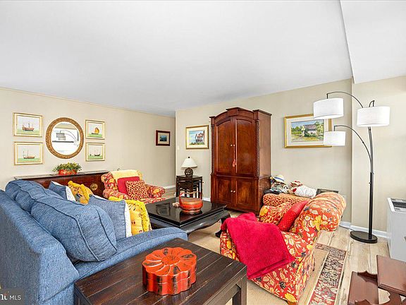 4th image of 101 S Plaza Pl APT 501