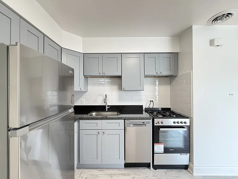 2754 W North Shore Ave #S3 — Photo 4