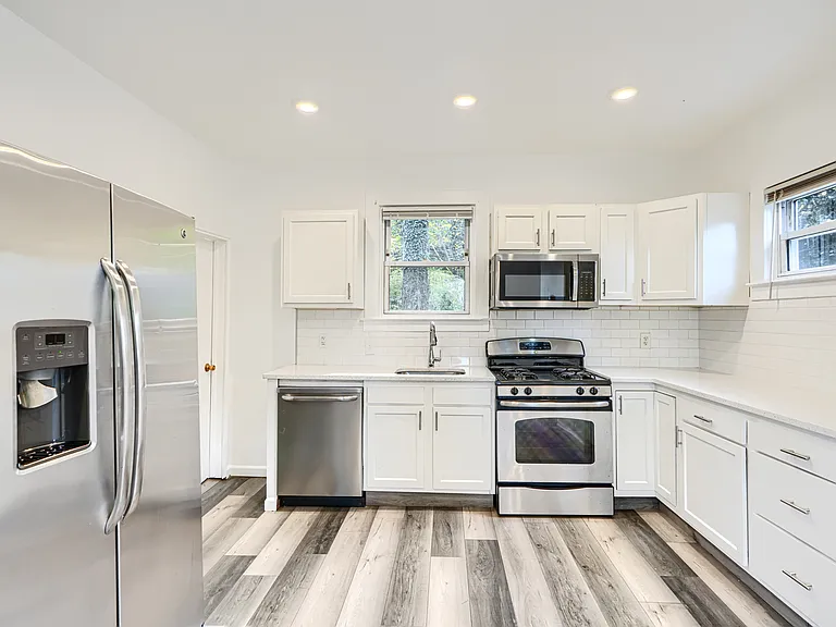 13 Summerfield Rd — Photo 11