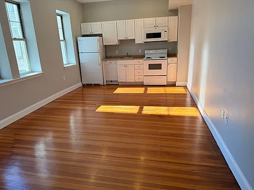 Floor plan 310