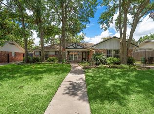 7007 Northampton Way, Houston, TX 77055