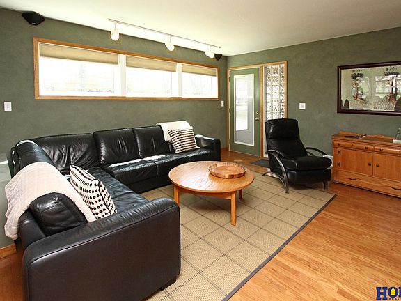 4th image of 1641 Circle Dr