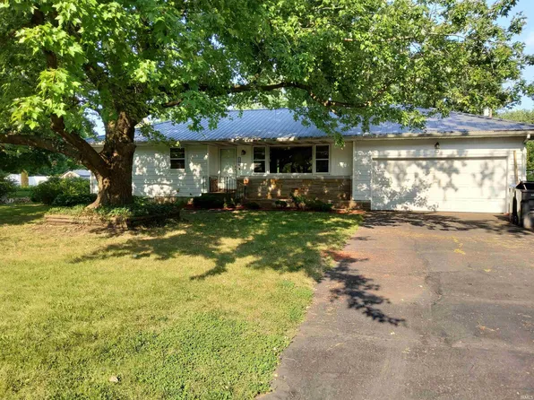 1102 S 13th St, Goshen, IN 46526