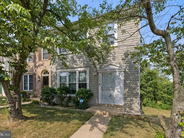 3430 Wood Creek Dr, Suitland, MD 20746
