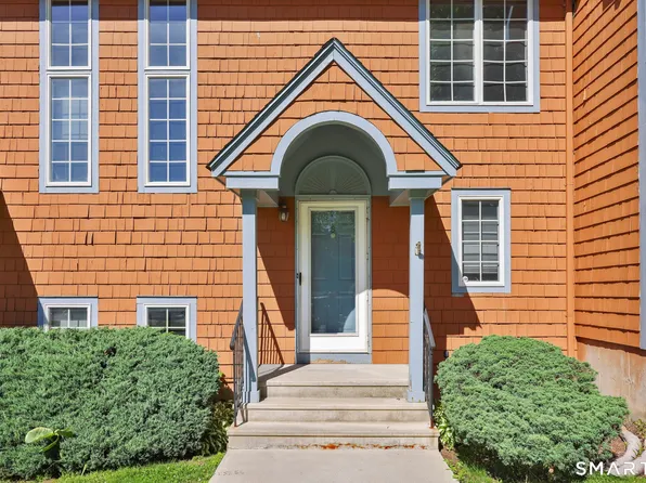 8 Julia Court #8, East Windsor, CT 06016