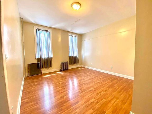 5th image of 471 Carroll St #1R