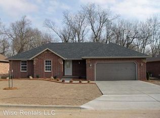 1082 Blackwood Rd, Springfield, MO 65802