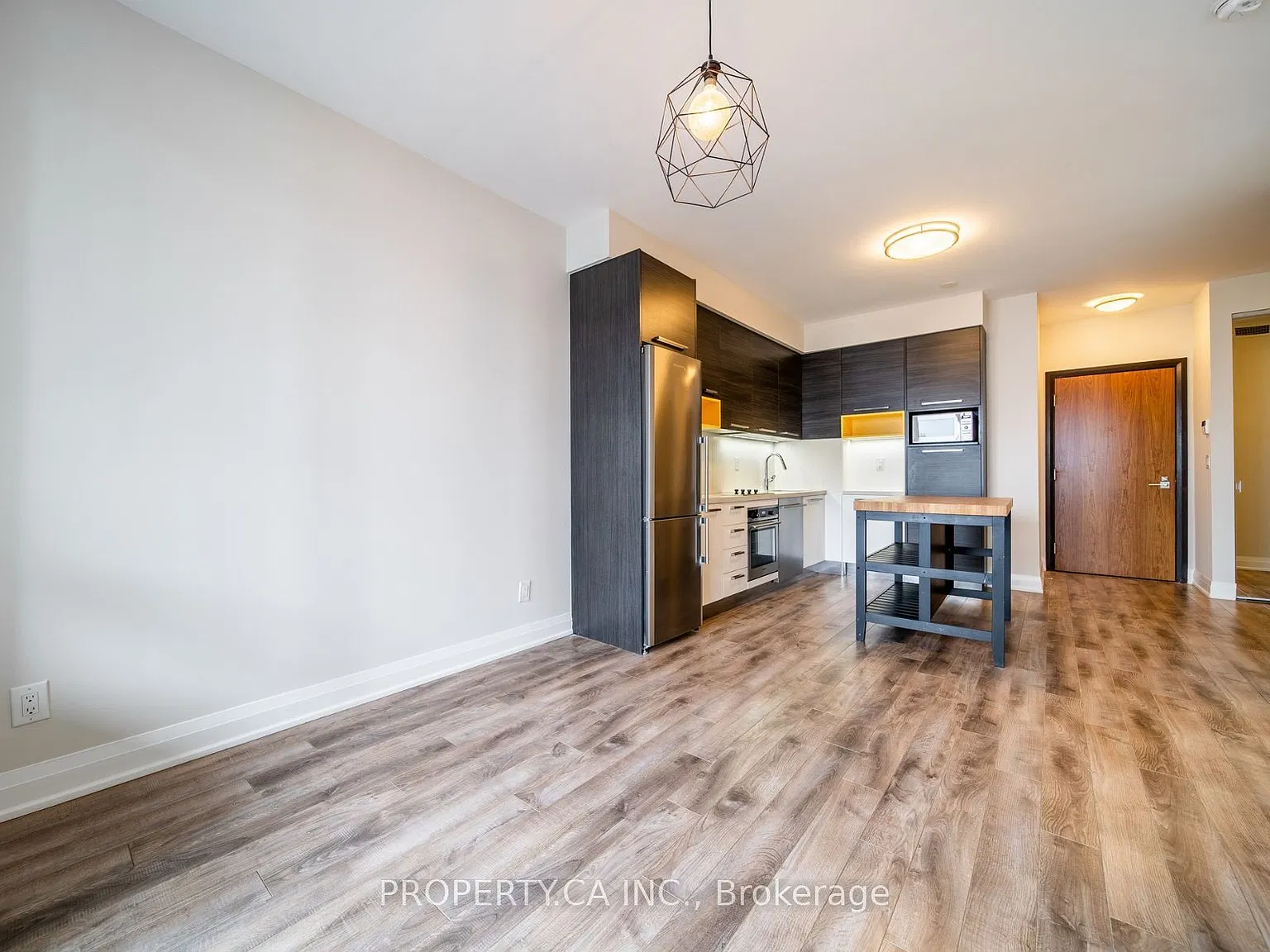 2 bed, $2,600 — Photo 3