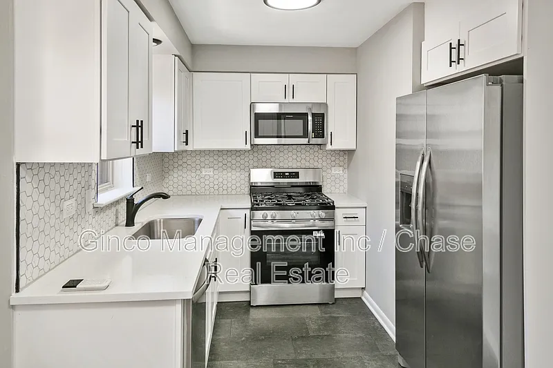 3 bed, 2.0 bath, 1364 sqft, $2,895 — Photo 3
