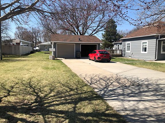 3rd image of 1307 9th St