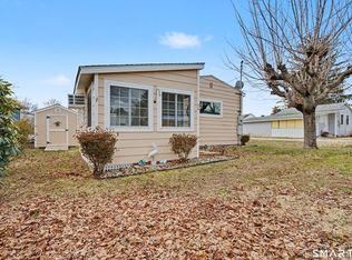 26 North St, Madison, CT 06443