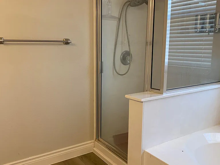 509 Golden Gate Dr — Photo 11