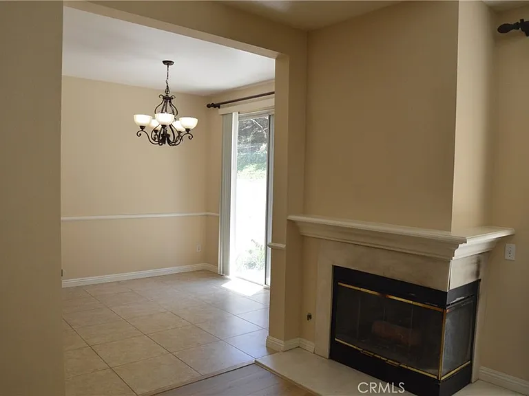 227 Chandon — Photo 4