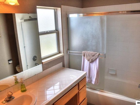 2nd image of 3391 Halleck Dr
